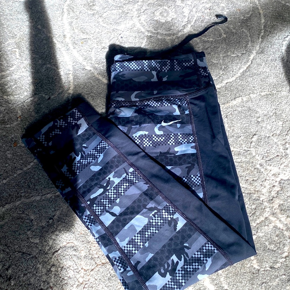 Nike camo joggers